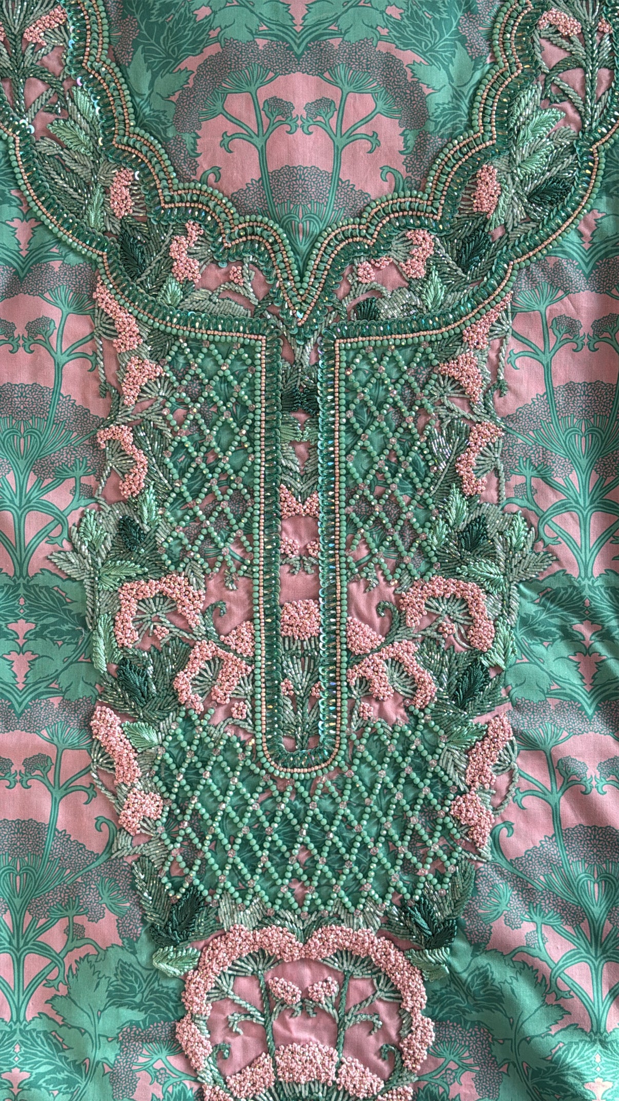 Verdant pearls pink